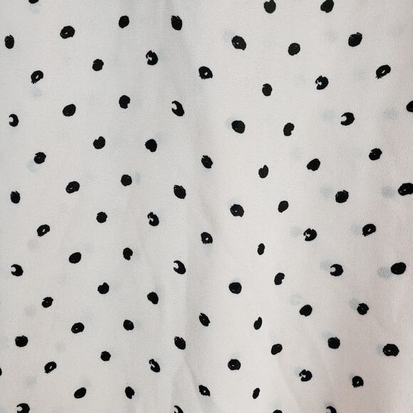 Maurices Women's 3X Pastel Pink Black Polka Dot Sleeveless‎ Button Neck Blouse - Picture 2 of 6